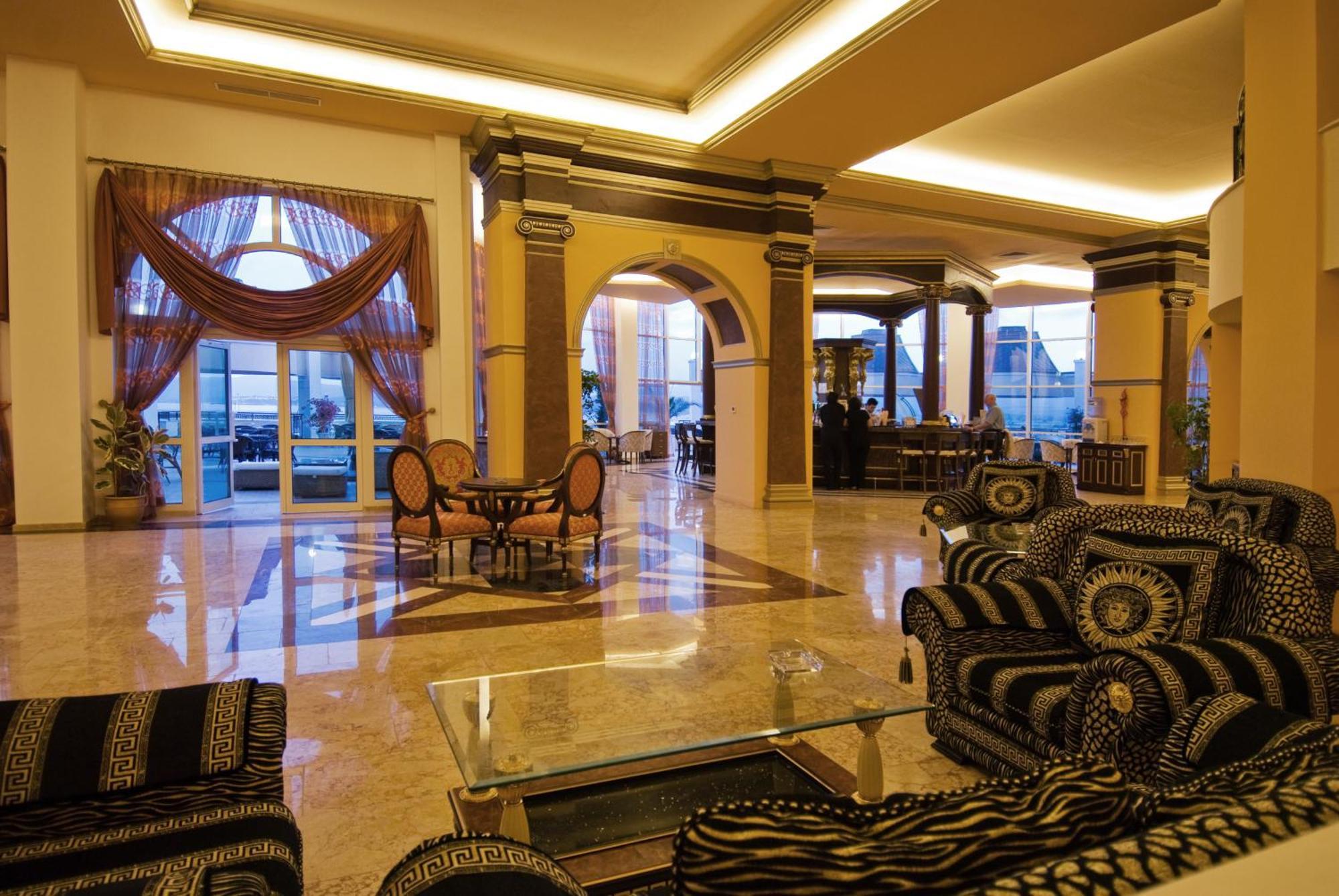 דוני Duni Marina Beach Hotel מראה חיצוני תמונה