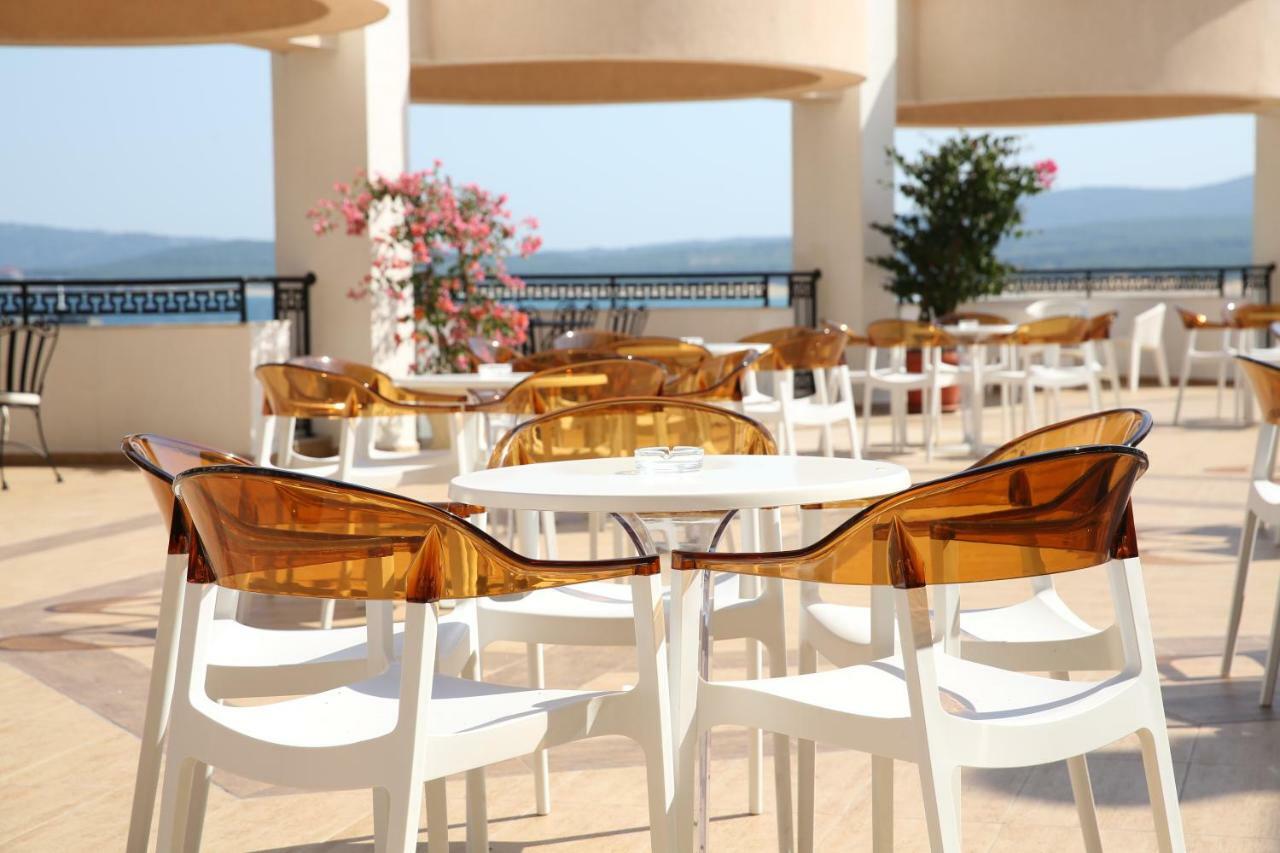 דוני Duni Marina Beach Hotel מראה חיצוני תמונה