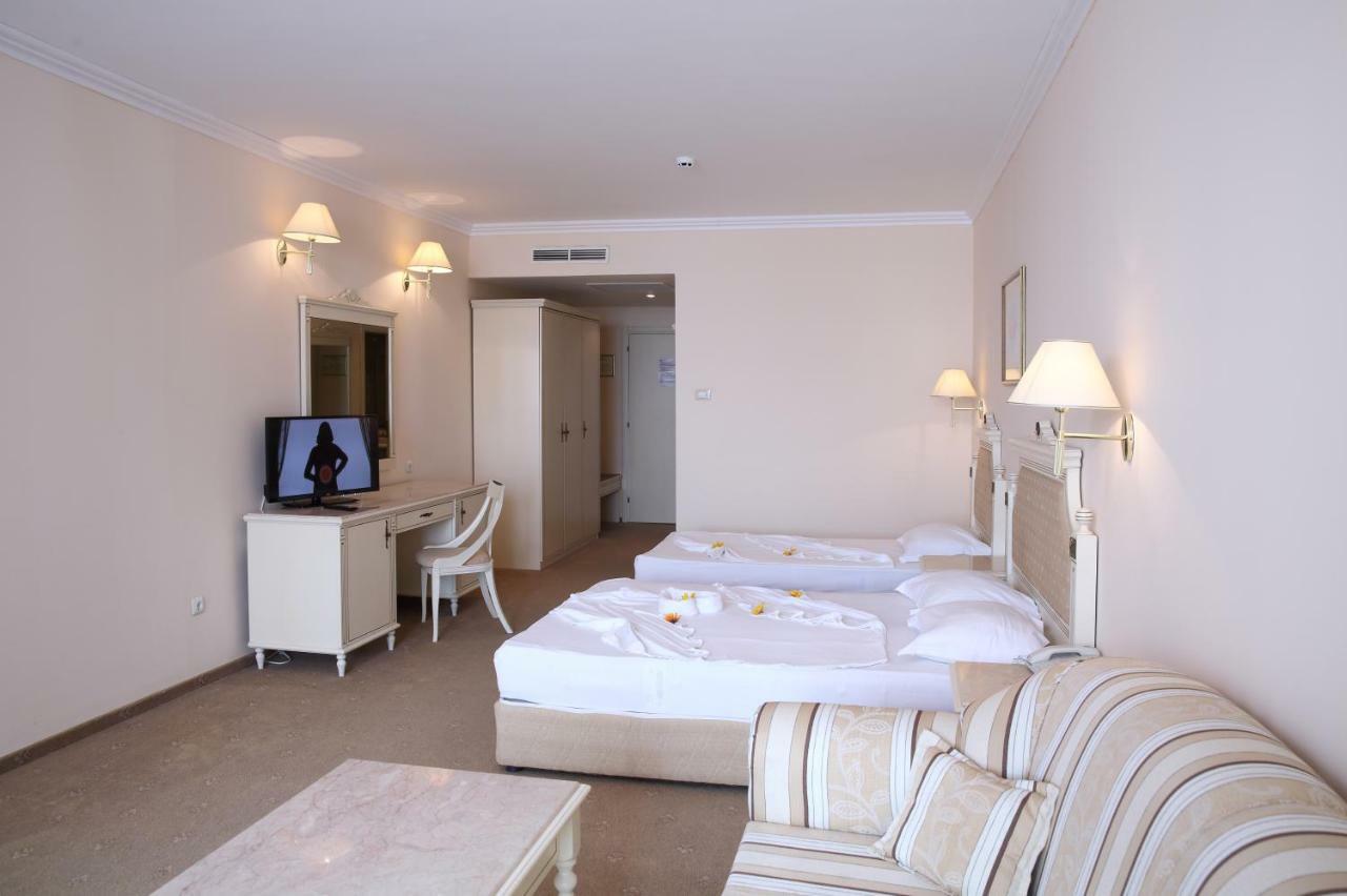 דוני Duni Marina Beach Hotel מראה חיצוני תמונה
